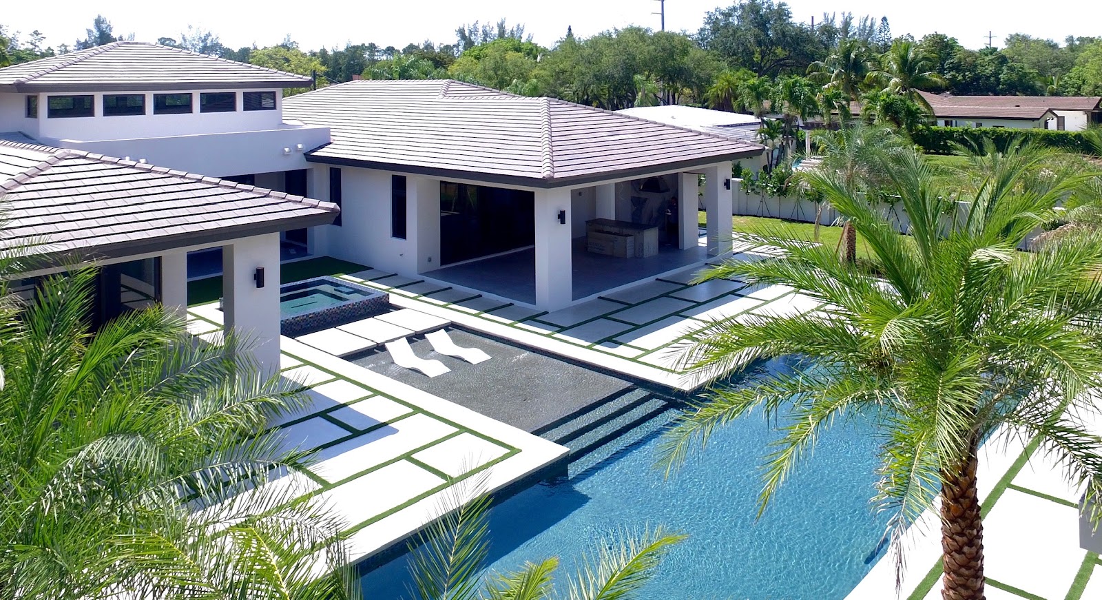 Finished pool by Blue Magic Pools